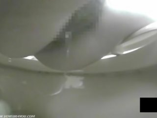 Caméra espion en la toilettes